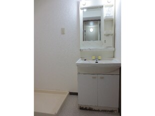 東酒屋マンションの物件内観写真